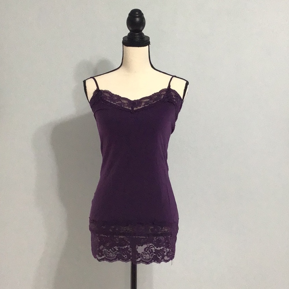ZEANA OUTFITTERS PURPLE LACE CAMISOLE